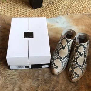 Dolce Vita Roya mules in snake print size 10